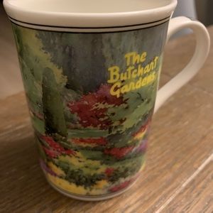 The Butchart Garden Victoria Canada 4 1/8” Tall Ceramic Collectible